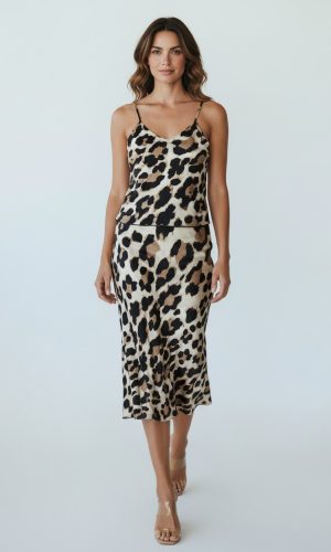 Abbi Skirt - Large leopard silky skirt